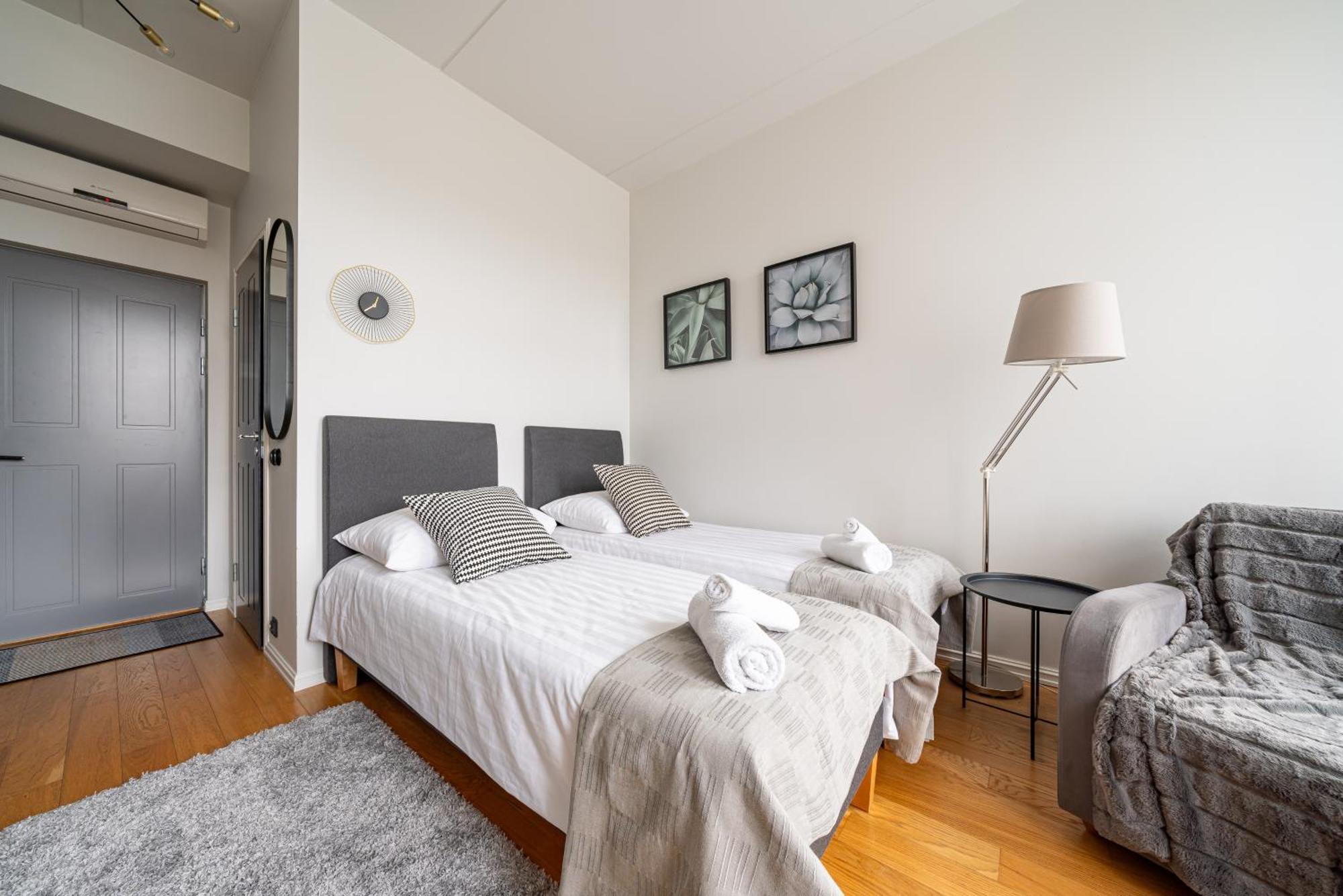 Dream Stay - Mere Residence Apartments With 24H Reception Tallinn Exterior photo